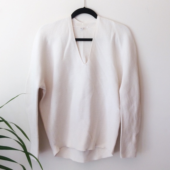 Uniqlo Tops - Uniqlo cocoon top